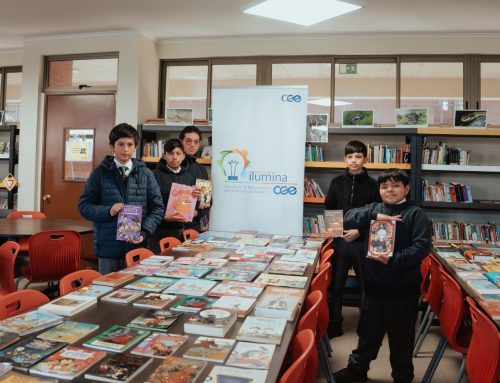 Programa Ilumina de CGE realiza aporte de libros a Colegio PuenteMaipo en Puente Alto